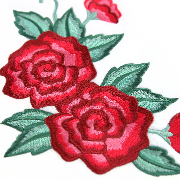Alluring Roses Corner - Image 4
