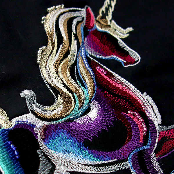 Blown Glass Unicorn - Image 4