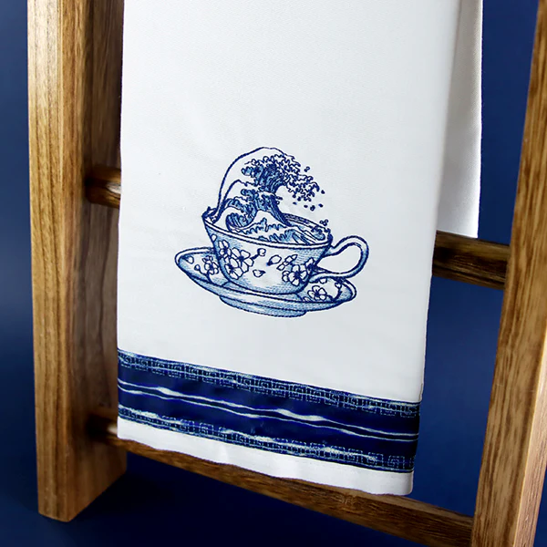 Delft Blue Stormy Waves Teacup - Image 6