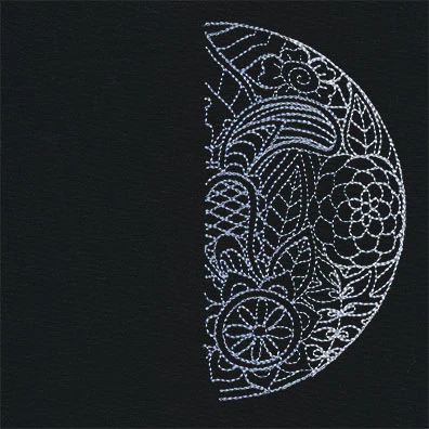 Luna - Waxing Quarter Moon