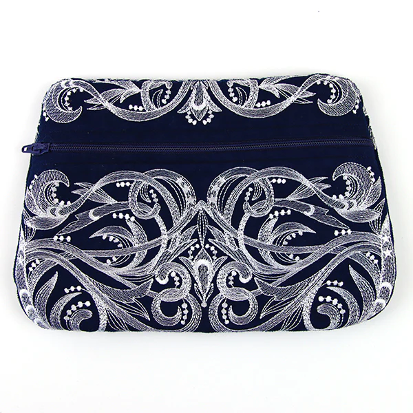 Moonlit Magic Lined Zipper Pouch (In-the-Hoop) - Image 10