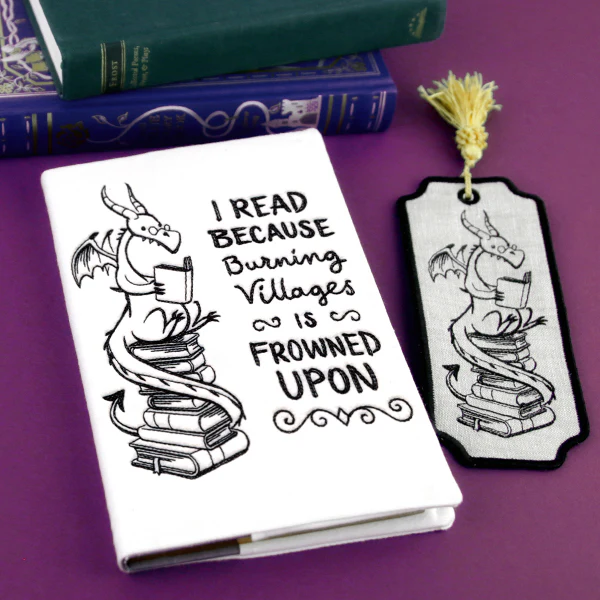 Reading Book Stack Dragon - Image 2
