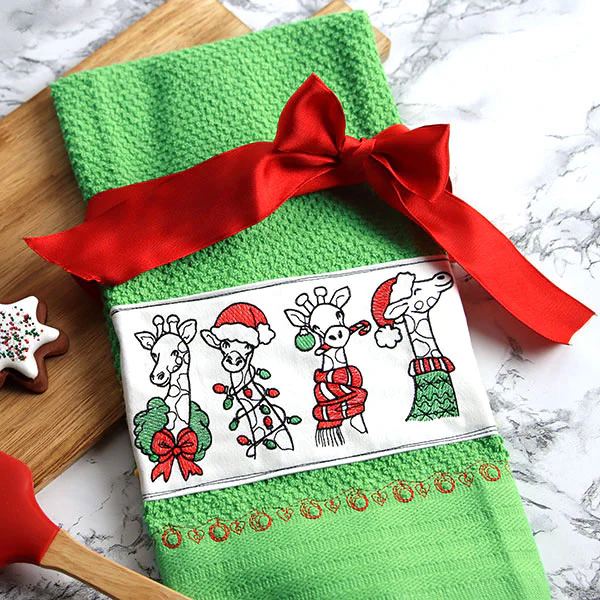 Wild for Christmas Giraffe Border - Image 8