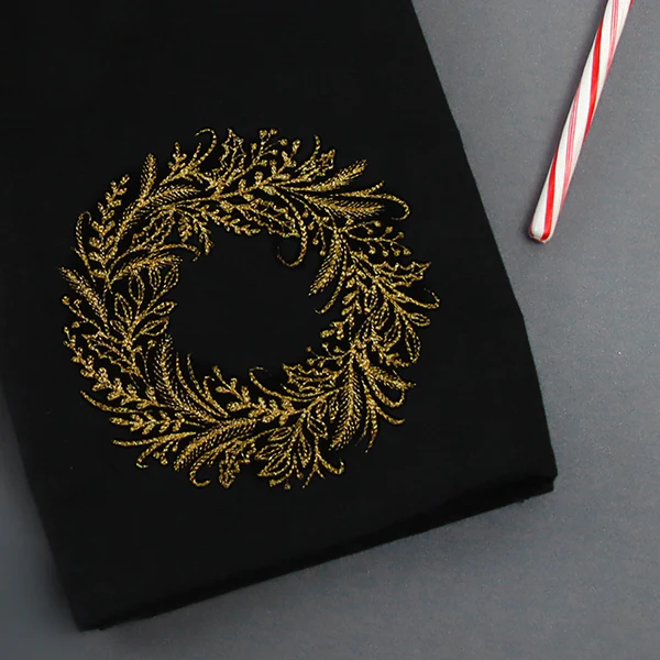 Yuletide Botanicals Wreath - Image 11